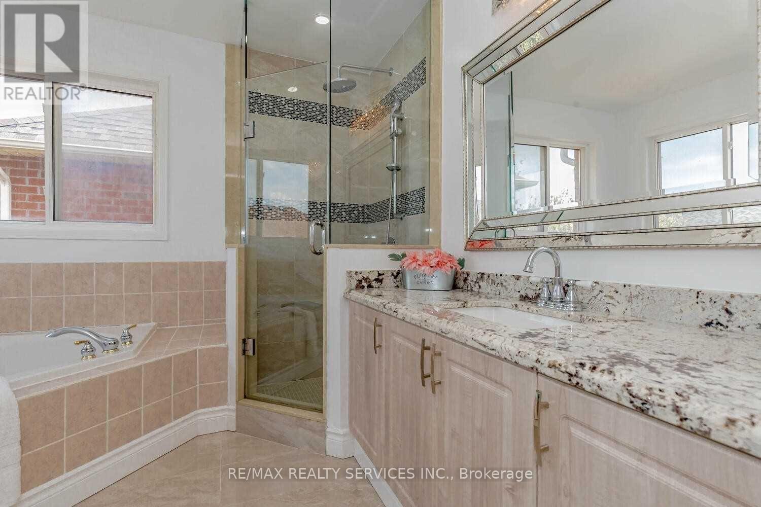 339 Edenbrook Hill (Upper) Drive, Brampton, Ontario  L7A 2L3 - Photo 20 - W13069058