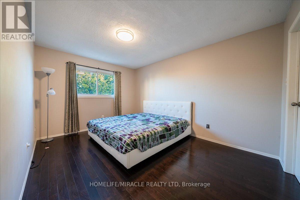 613 Galloway Crescent, Mississauga, Ontario  L5C 3R7 - Photo 23 - W13069072