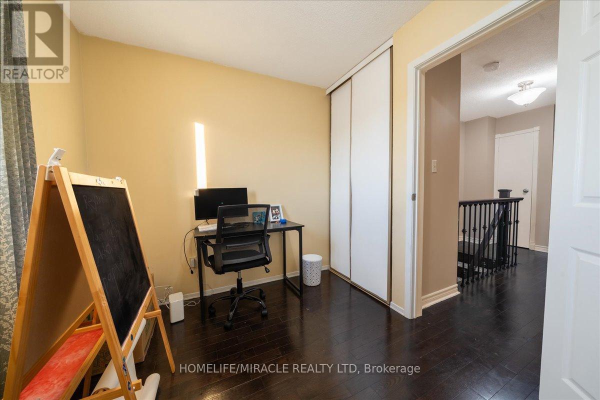 613 Galloway Crescent, Mississauga, Ontario  L5C 3R7 - Photo 30 - W13069072