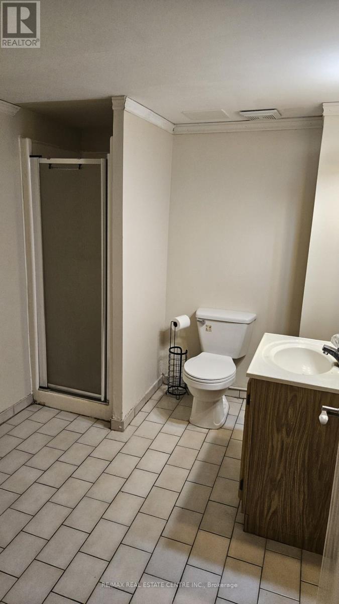 3413 Rockwood Drive, Burlington, Ontario  L7N 3H6 - Photo 14 - W13069106