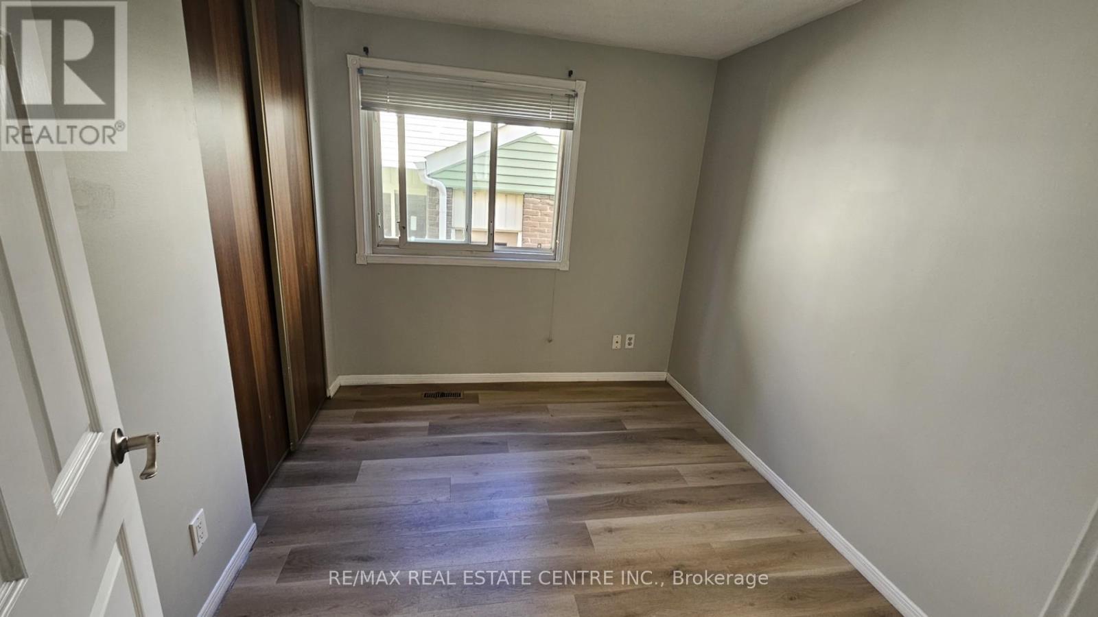 3413 Rockwood Drive, Burlington, Ontario  L7N 3H6 - Photo 17 - W13069106