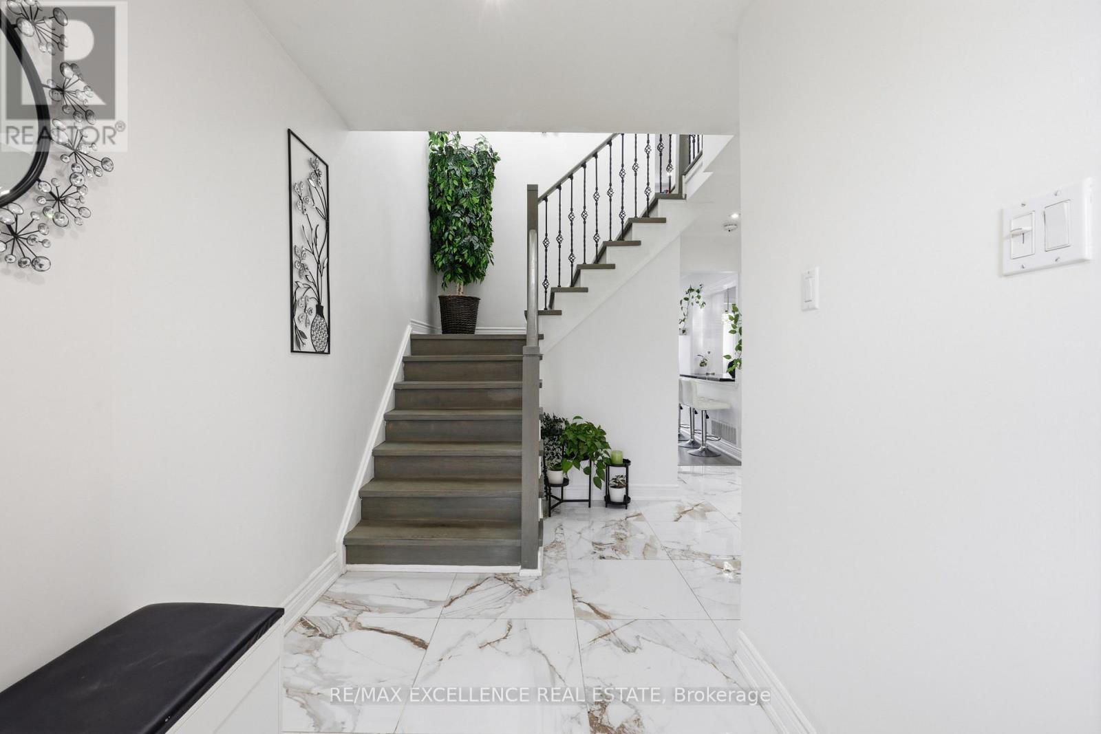 86 Trewartha Crescent, Brampton, Ontario  L6Z 1X4 - Photo 5 - W13069120