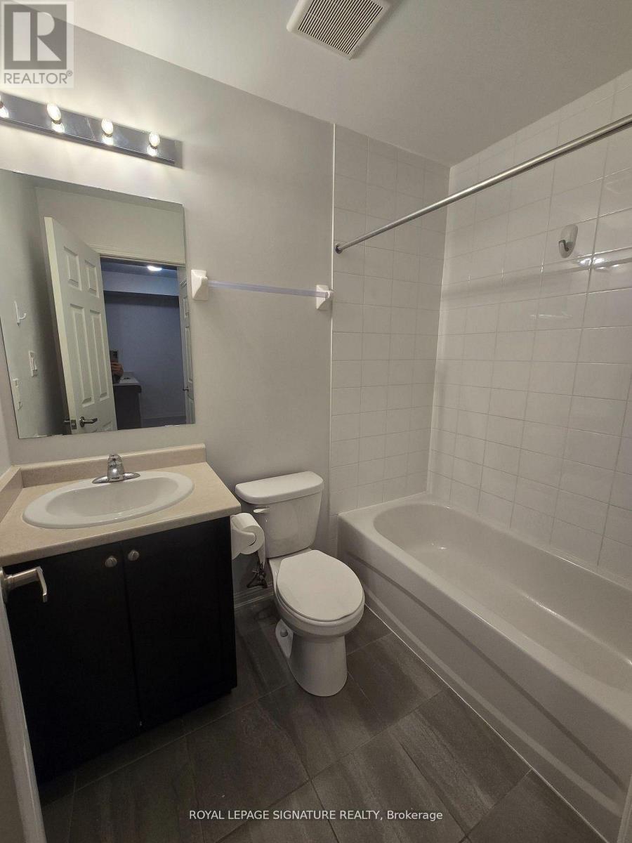 142 - 250 Sunny Meadow Boulevard, Brampton, Ontario  L6R 3Y7 - Photo 11 - W13069174