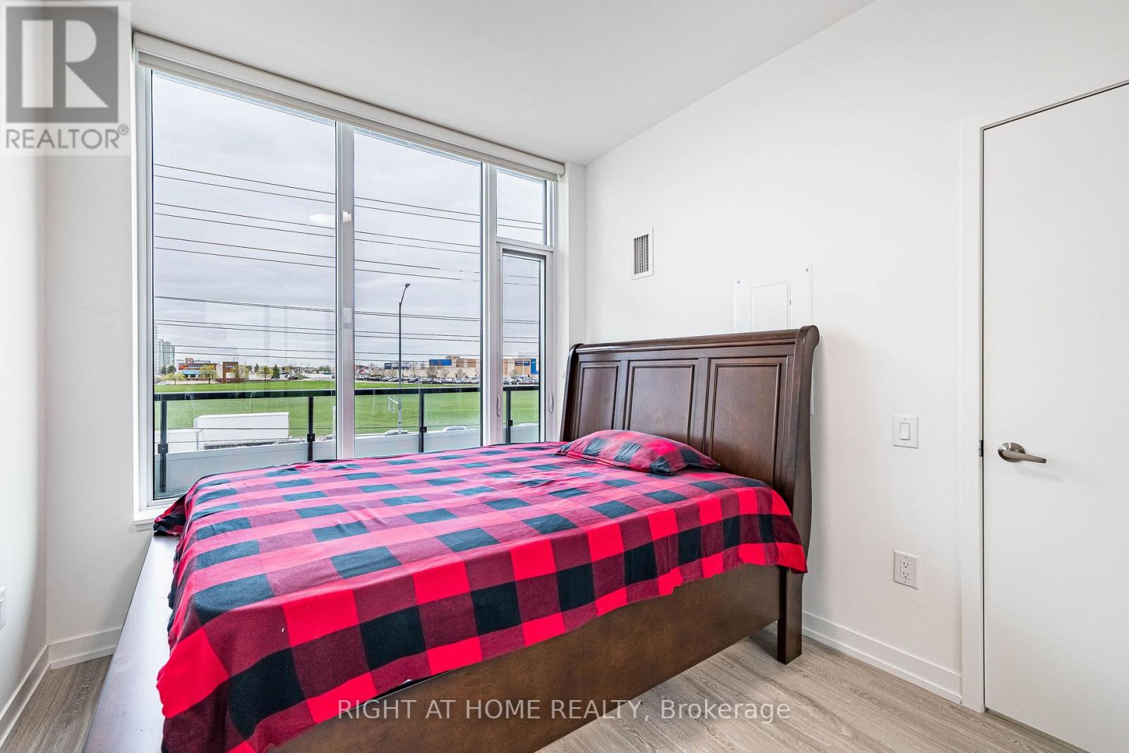 418 - 2485 Eglinton Avenue W, Mississauga, Ontario  L5W 2T1 - Photo 10 - W13069186