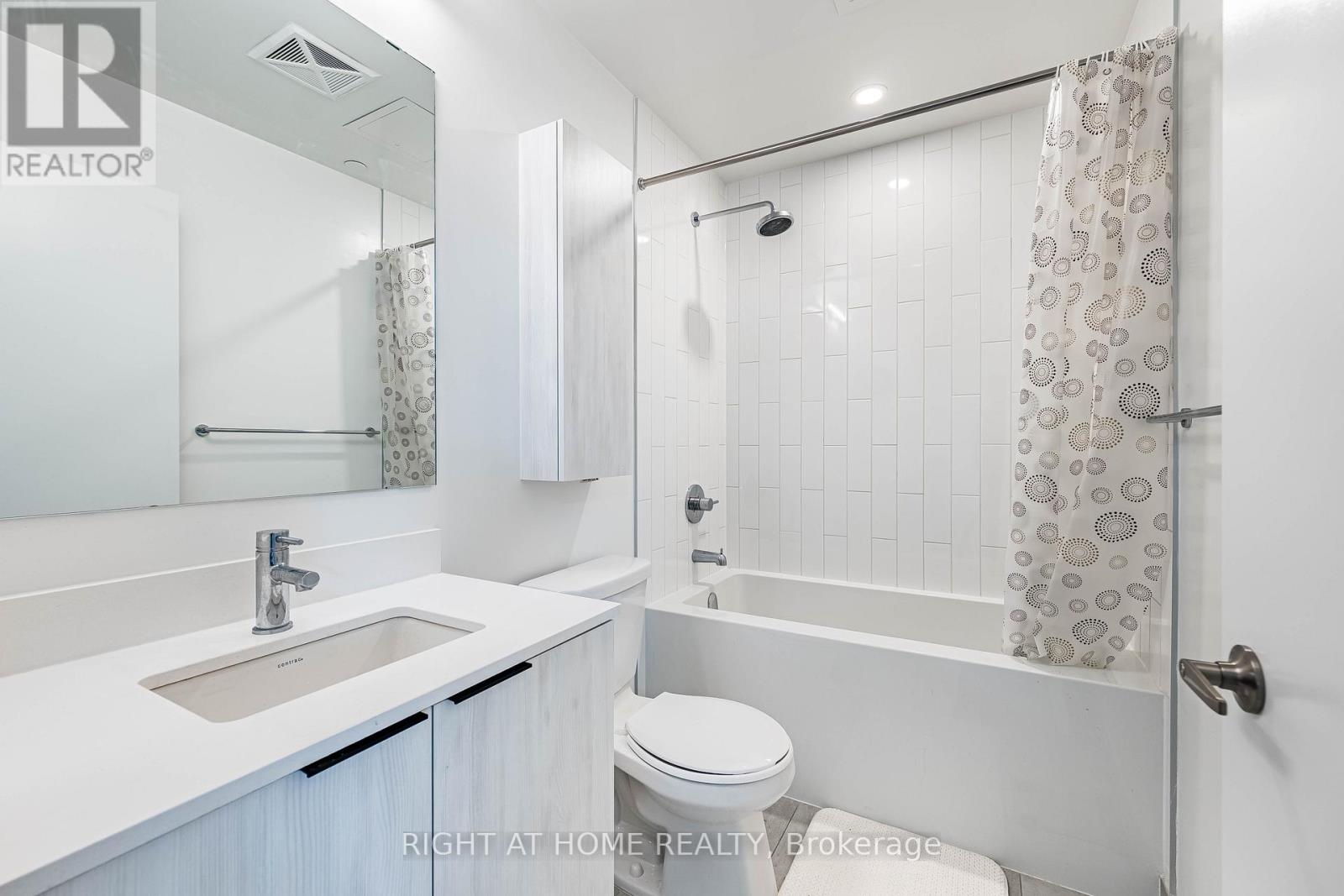 418 - 2485 Eglinton Avenue W, Mississauga, Ontario  L5W 2T1 - Photo 11 - W13069186