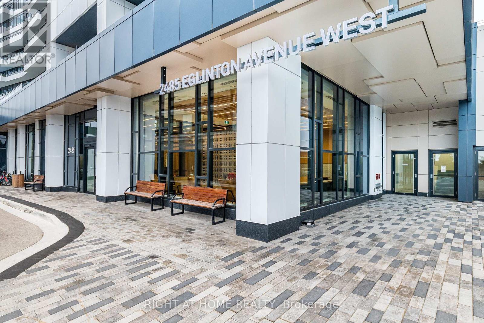 418 - 2485 Eglinton Avenue W, Mississauga, Ontario  L5W 2T1 - Photo 2 - W13069186