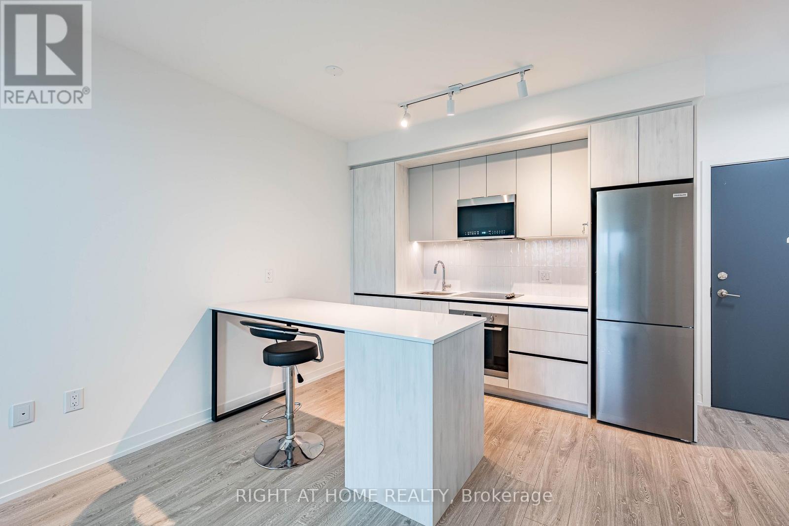 418 - 2485 Eglinton Avenue W, Mississauga, Ontario  L5W 2T1 - Photo 7 - W13069186