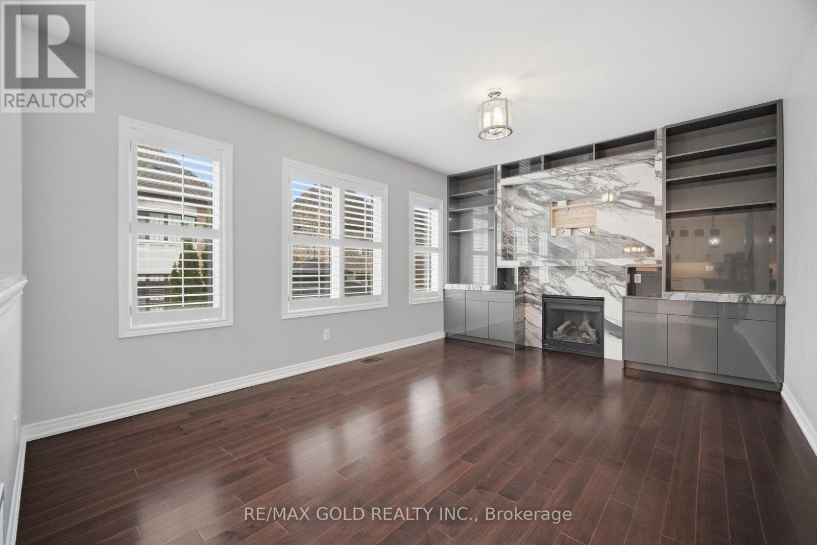 53 Martin Byrne Drive, Brampton, Ontario  L6P 4C2 - Photo 12 - W13069368