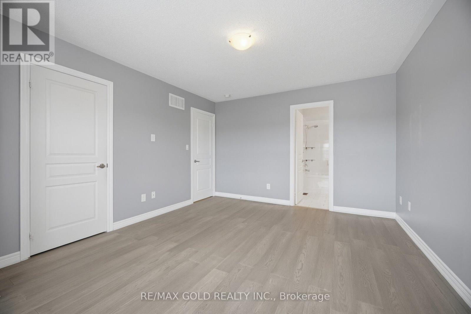 53 Martin Byrne Drive, Brampton, Ontario  L6P 4C2 - Photo 25 - W13069368