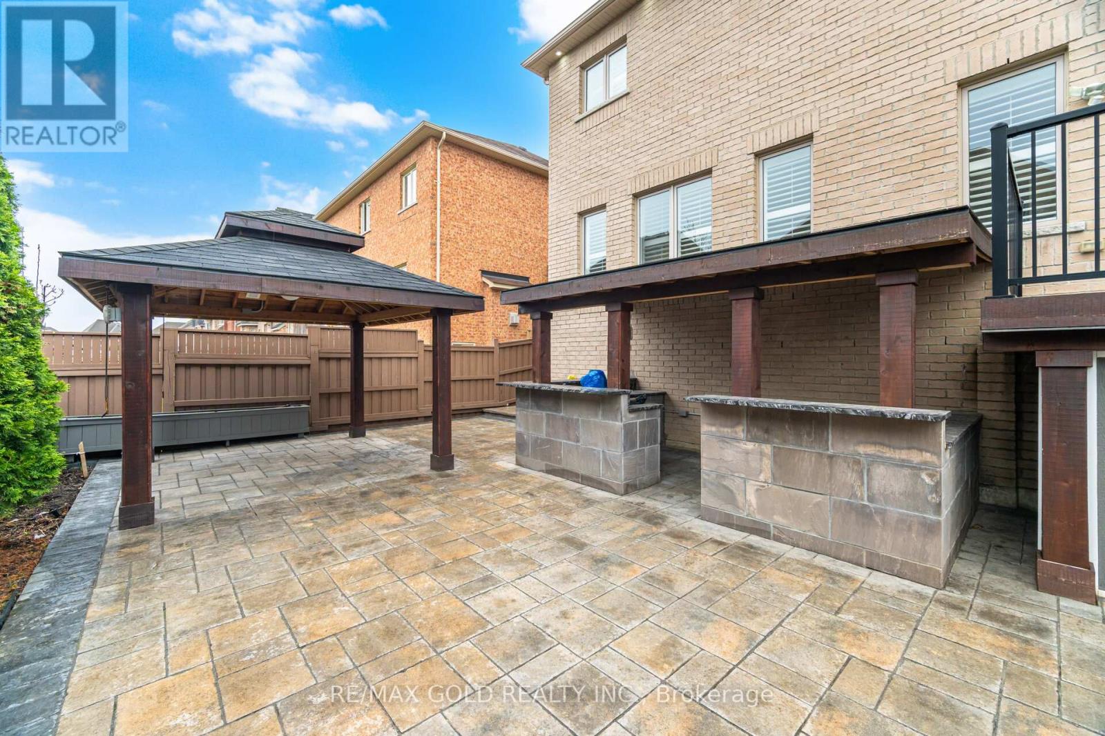 53 Martin Byrne Drive, Brampton, Ontario  L6P 4C2 - Photo 36 - W13069368