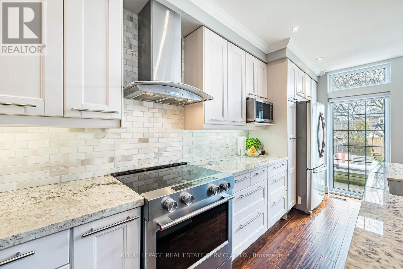 47 Third Street, Toronto, Ontario  M8V 2X7 - Photo 15 - W13069420