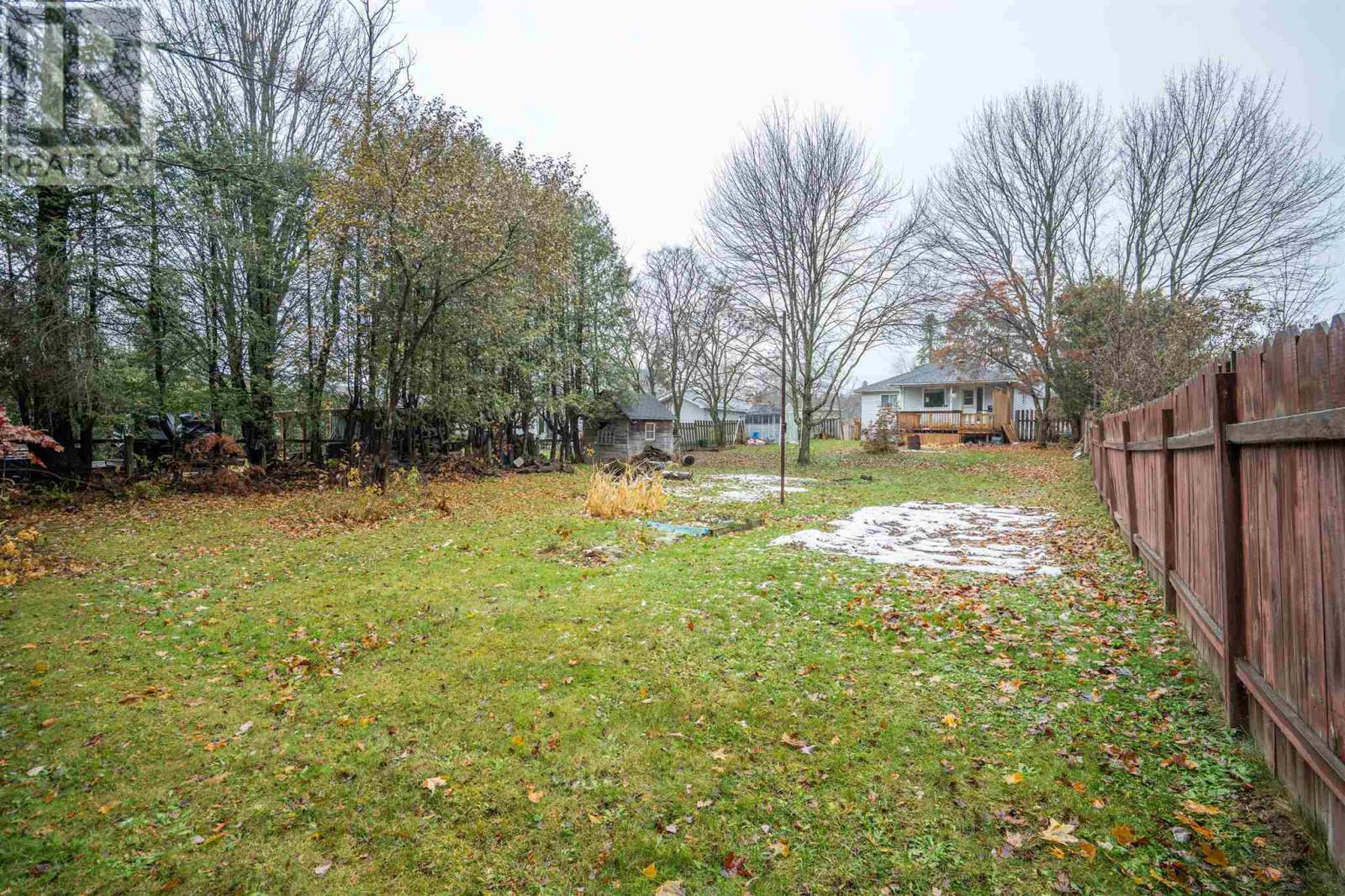 9 Market St, Sault Ste. Marie, Ontario  P6A 4S9 - Photo 8 - SM260736
