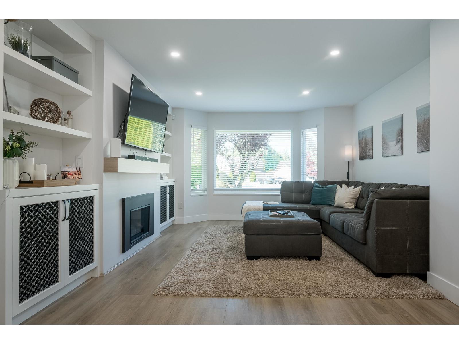 20976 93b Place, Langley, British Columbia  V1M 1S2 - Photo 5 - R3118234