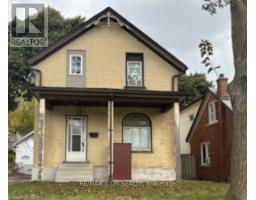 138 COURTLAND AVENUE E, Kitchener, Ontario