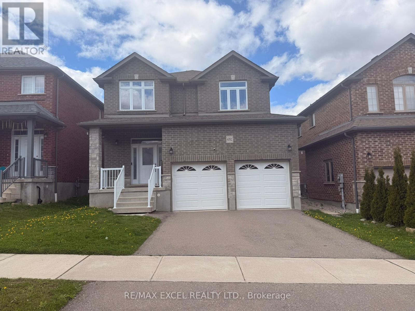 692 INDIAN GRASS STREET, Waterloo, Ontario