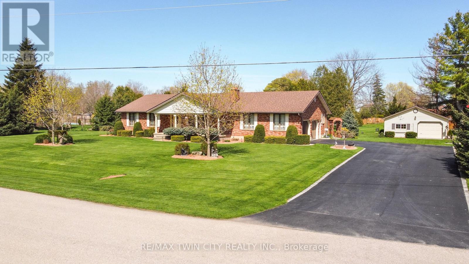 14 KIMBERLY ROAD, Brant, Ontario