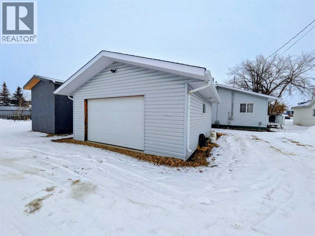4624 51 Street, Rycroft, Alberta  T0H 3A0 - Photo 19 - A2283160