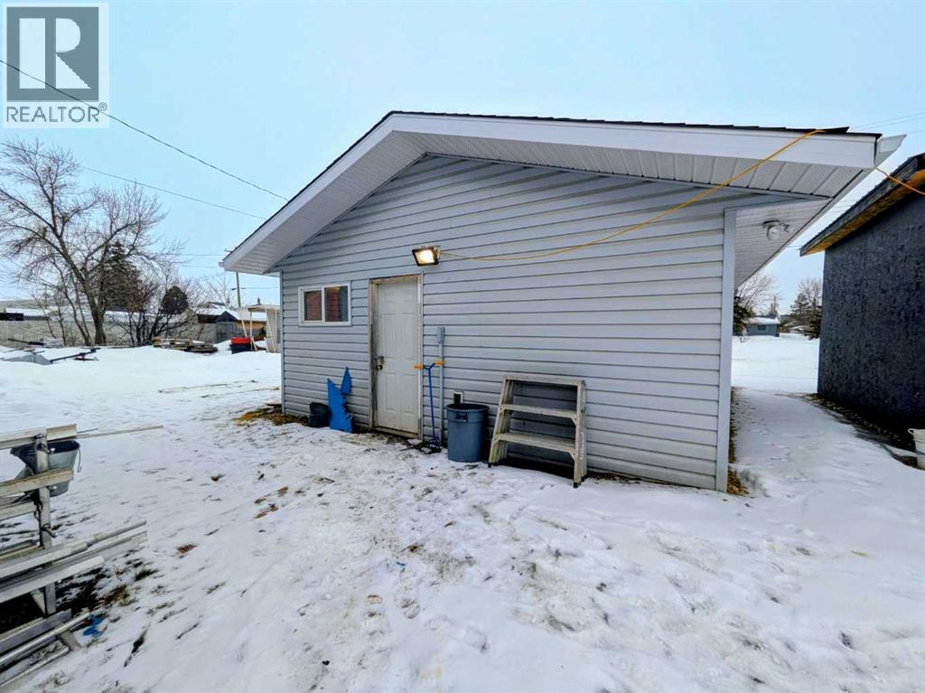 4624 51 Street, Rycroft, Alberta  T0H 3A0 - Photo 18 - A2283160