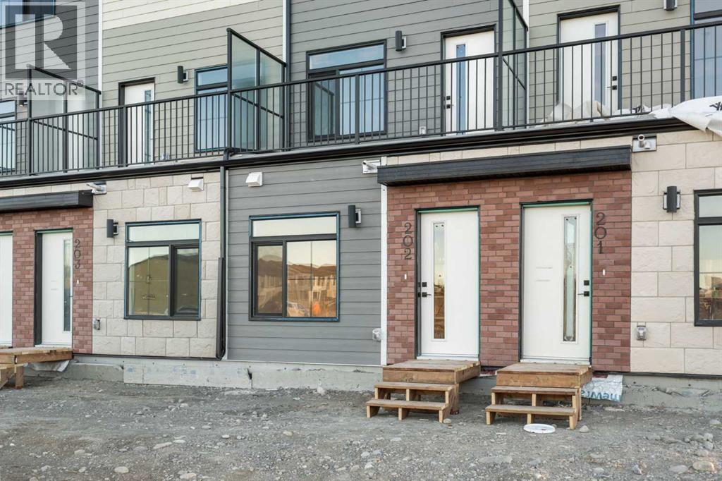 202, 156 Park Street, Cochrane, Alberta  T4C 2B8 - Photo 4 - A2279942