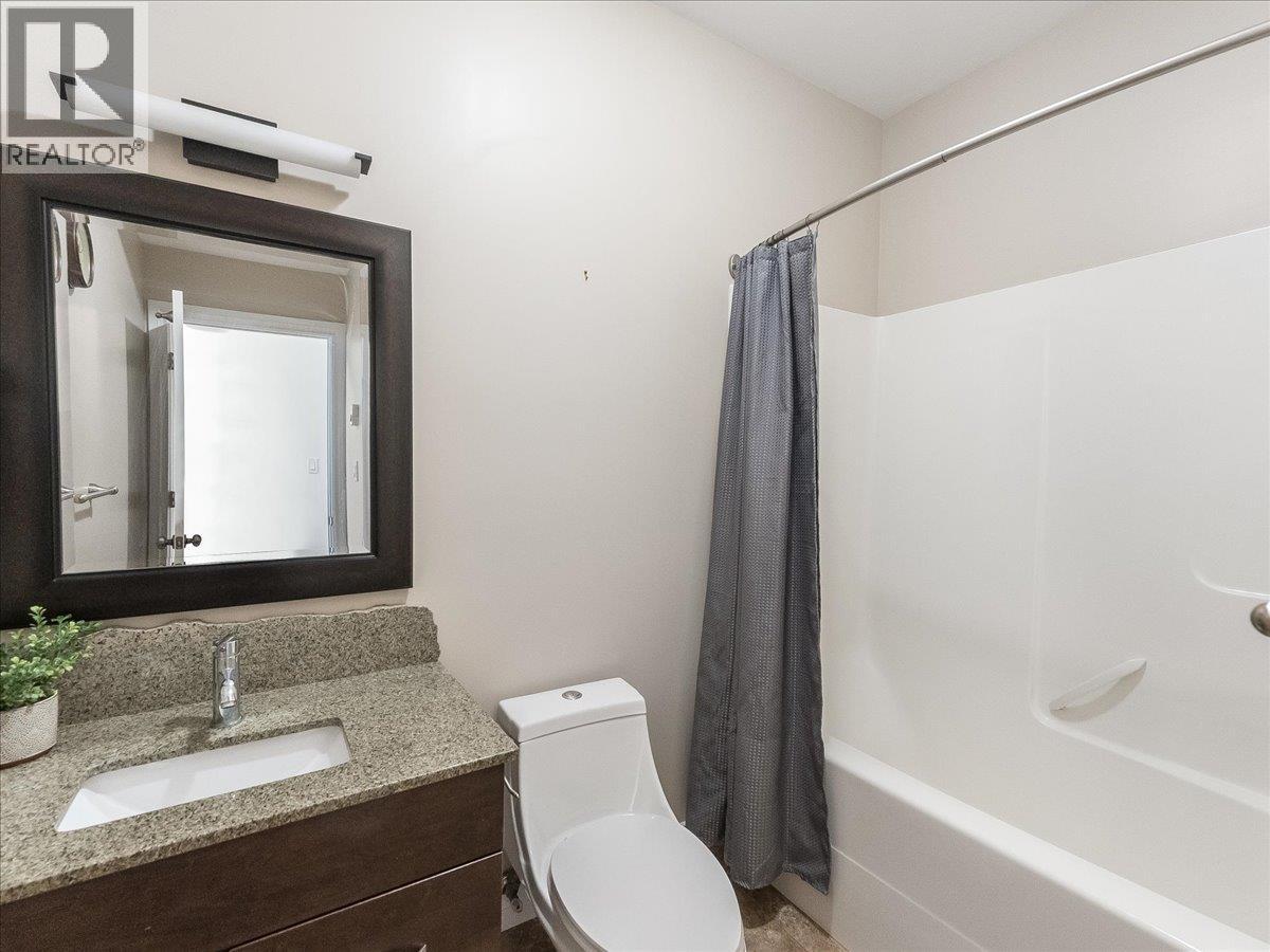2011 Perrier Road Unit# 203, Nelson, British Columbia  V1L 6Y8 - Photo 11 - 10375933