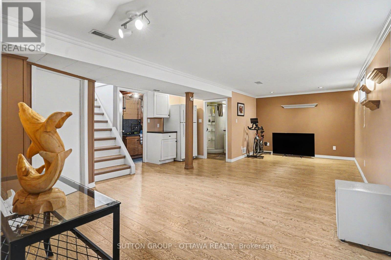 323 Wilson Road S, Oshawa, Ontario  L1H 6C4 - Photo 15 - E13069488