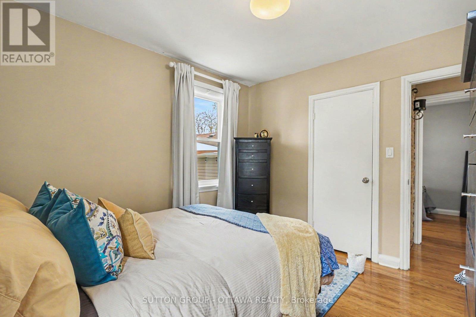 323 Wilson Road S, Oshawa, Ontario  L1H 6C4 - Photo 9 - E13069488