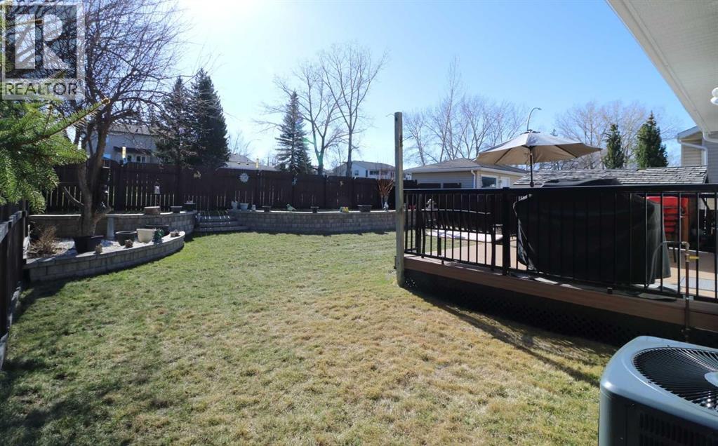 8 Meadow Place SE, Airdrie, Alberta