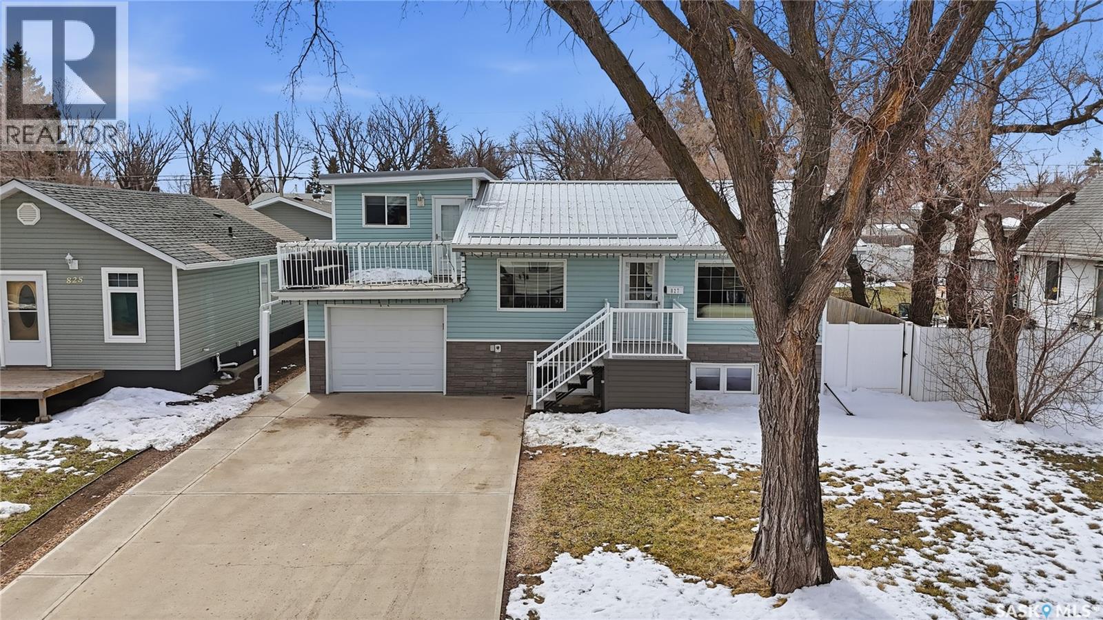 827 Duffield Street W, Moose Jaw, Saskatchewan  S6H 5J6 - Photo 2 - SK034544