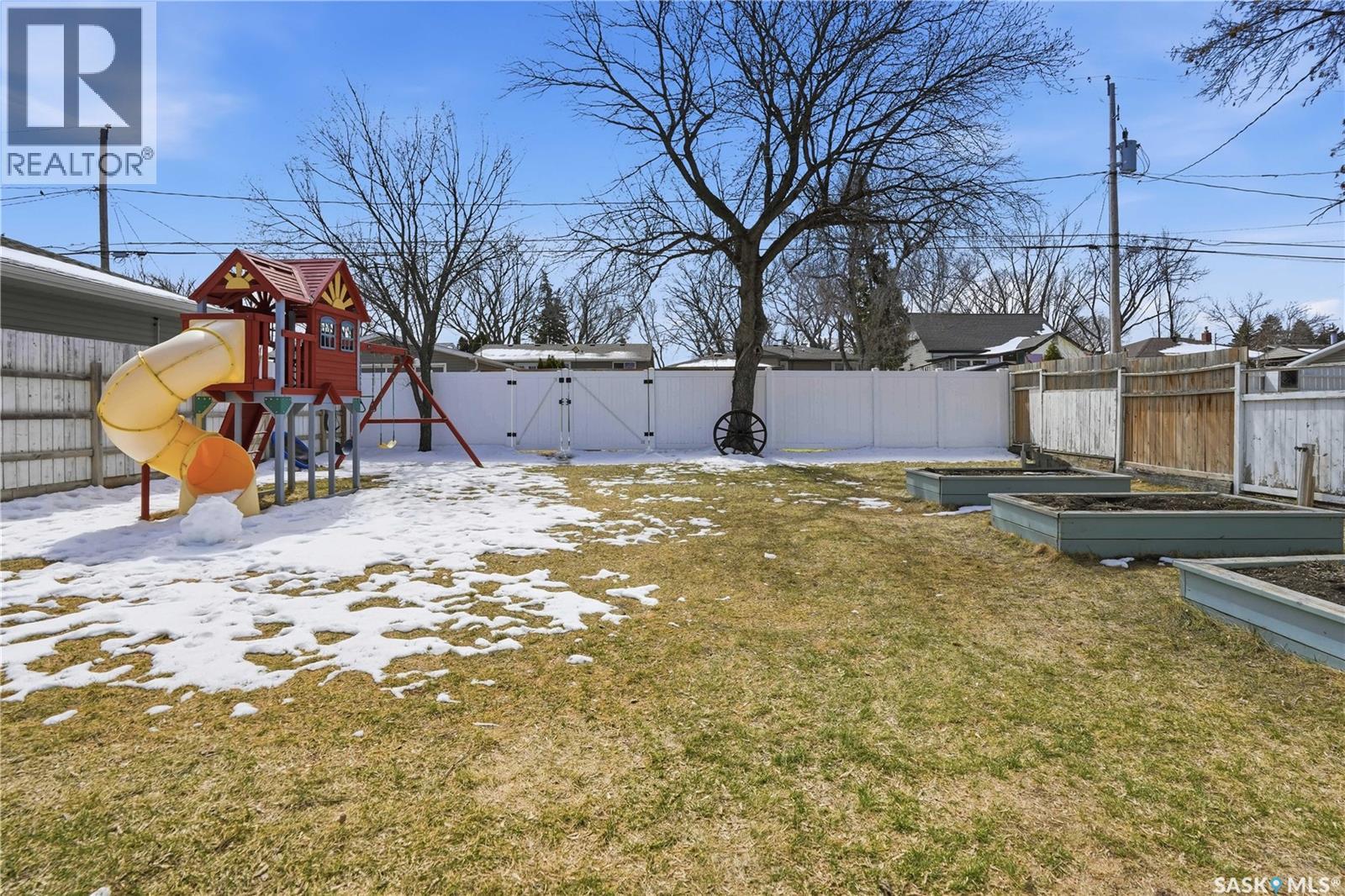 827 Duffield Street W, Moose Jaw, Saskatchewan  S6H 5J6 - Photo 36 - SK034544