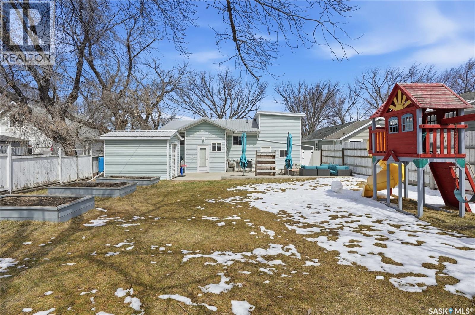 827 Duffield Street W, Moose Jaw, Saskatchewan  S6H 5J6 - Photo 39 - SK034544