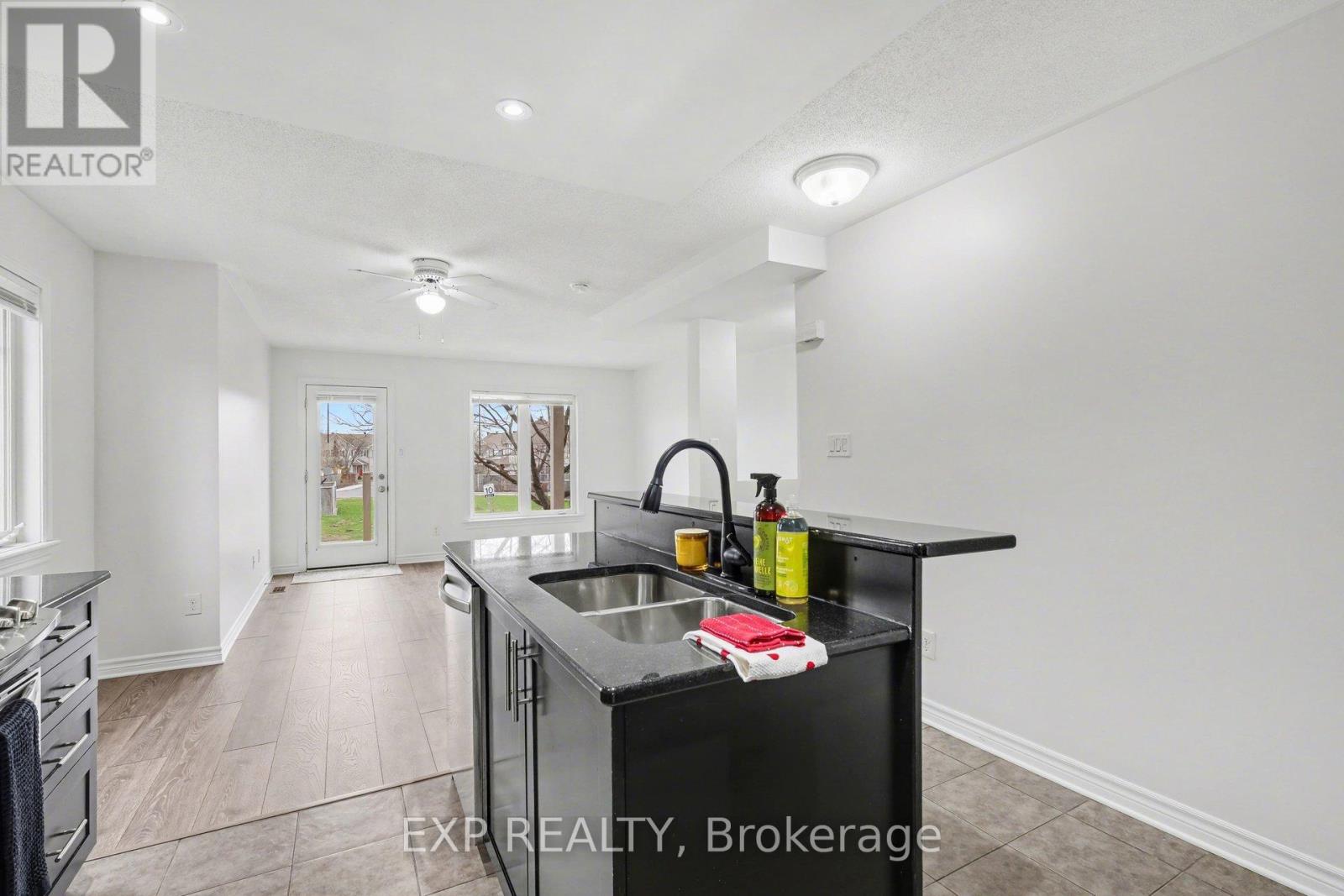 2563 Longfields Drive, Ottawa, Ontario  K2J 2L7 - Photo 11 - X13069666