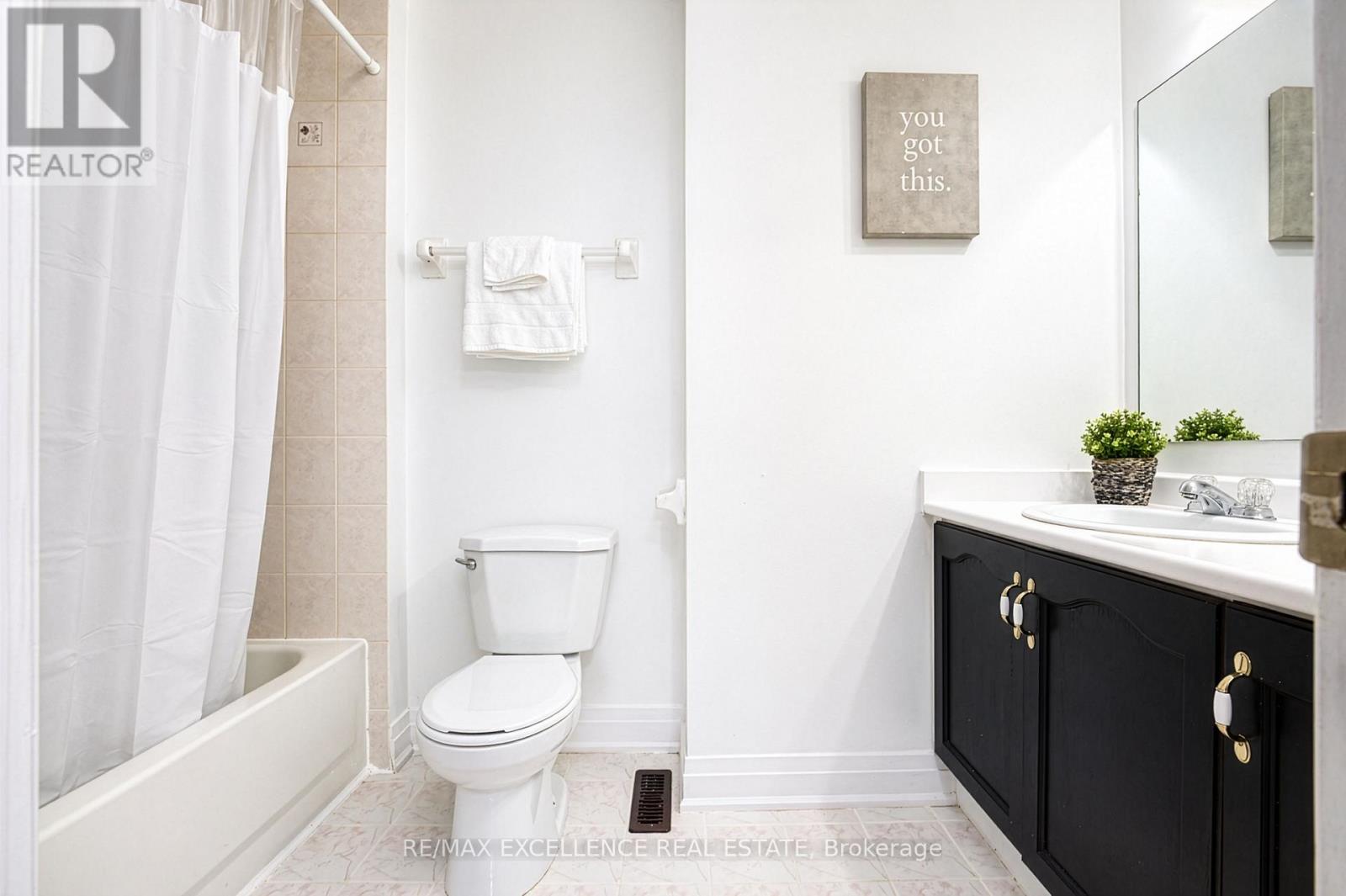 1 - 4920 Rathkeale Road, Mississauga, Ontario  L5V 2E9 - Photo 19 - W13068330