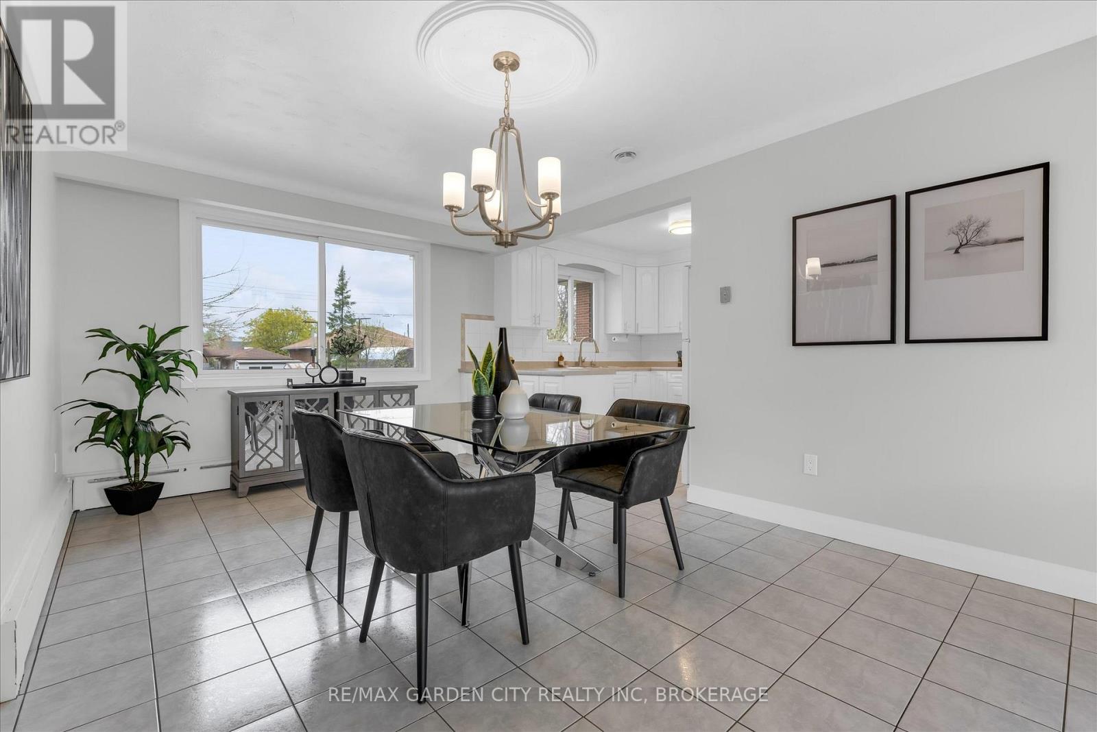 17 St. Charles Drive, Thorold, Ontario  L2V 2W3 - Photo 12 - X13069564