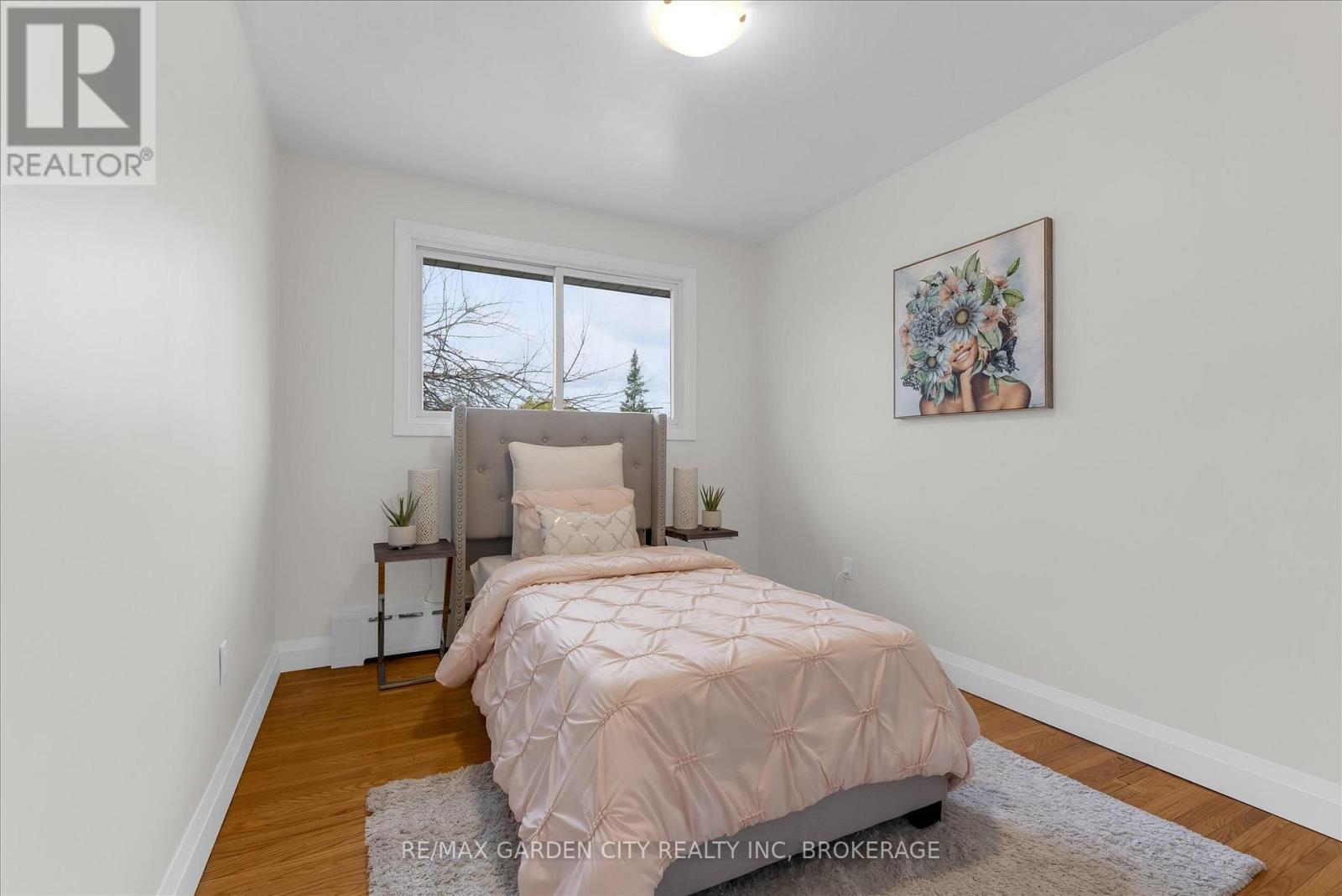 17 St. Charles Drive, Thorold, Ontario  L2V 2W3 - Photo 13 - X13069564