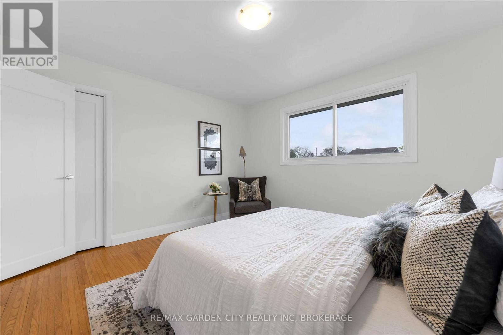 17 St. Charles Drive, Thorold, Ontario  L2V 2W3 - Photo 19 - X13069564