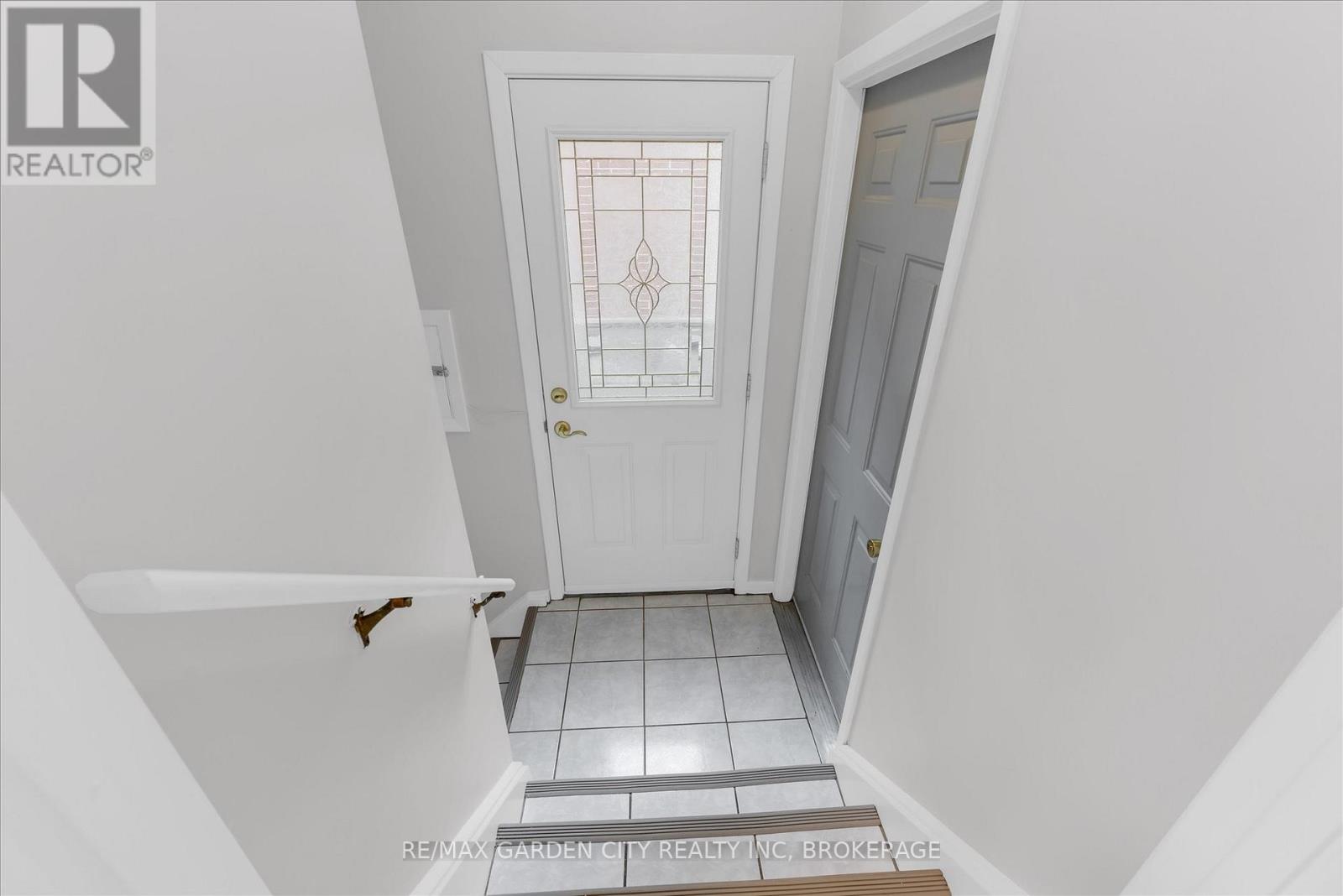 17 St. Charles Drive, Thorold, Ontario  L2V 2W3 - Photo 20 - X13069564