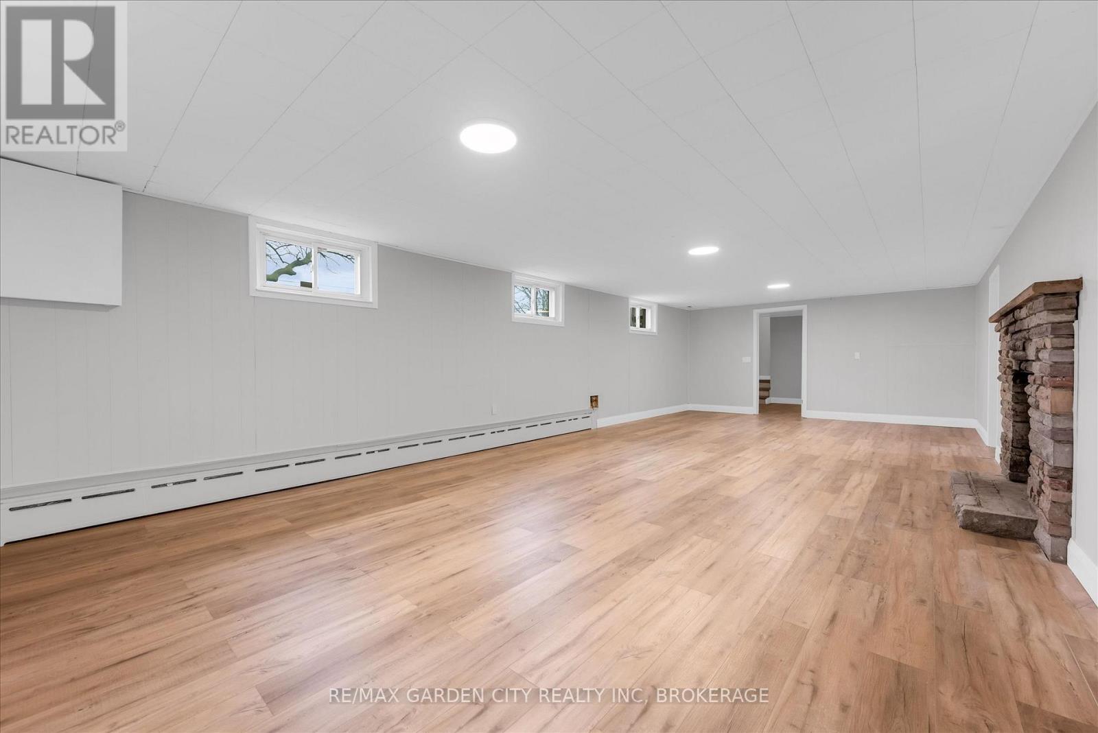 17 St. Charles Drive, Thorold, Ontario  L2V 2W3 - Photo 24 - X13069564