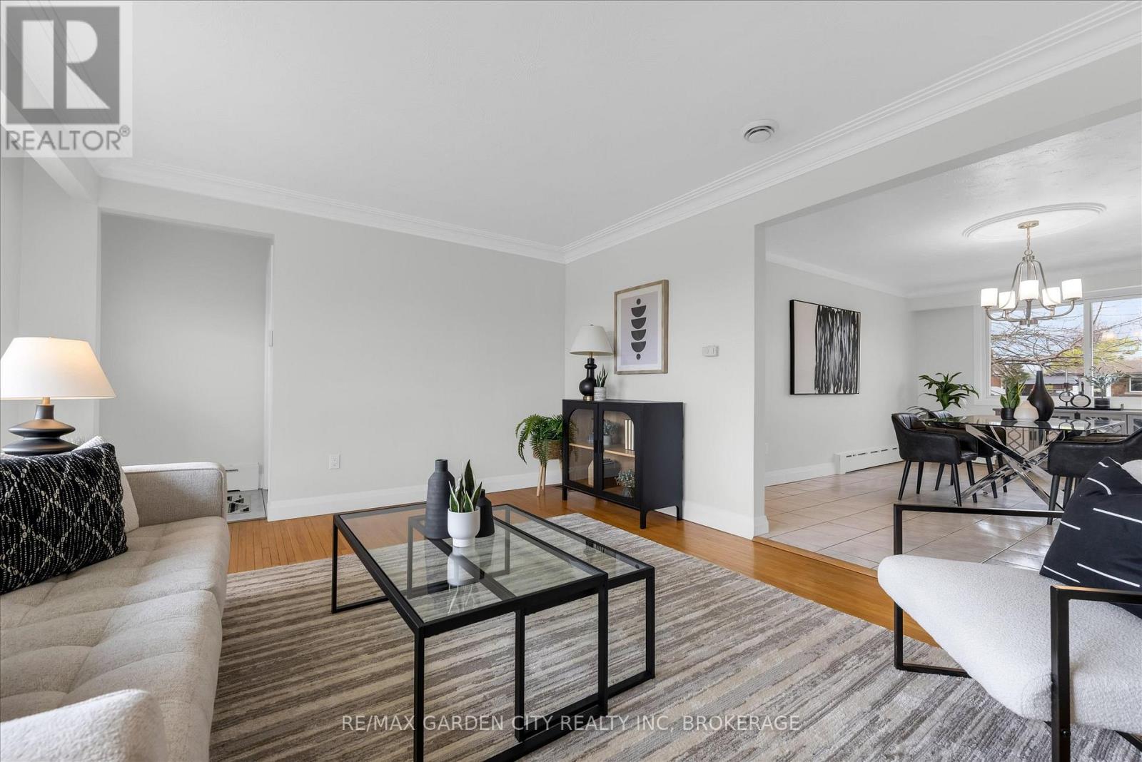 17 St. Charles Drive, Thorold, Ontario  L2V 2W3 - Photo 6 - X13069564