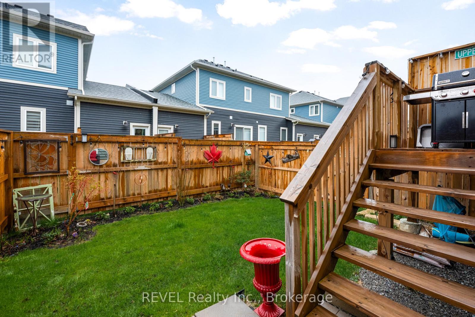 12 Cyclone Way, Fort Erie, Ontario  L0S 1B0 - Photo 25 - X13069648