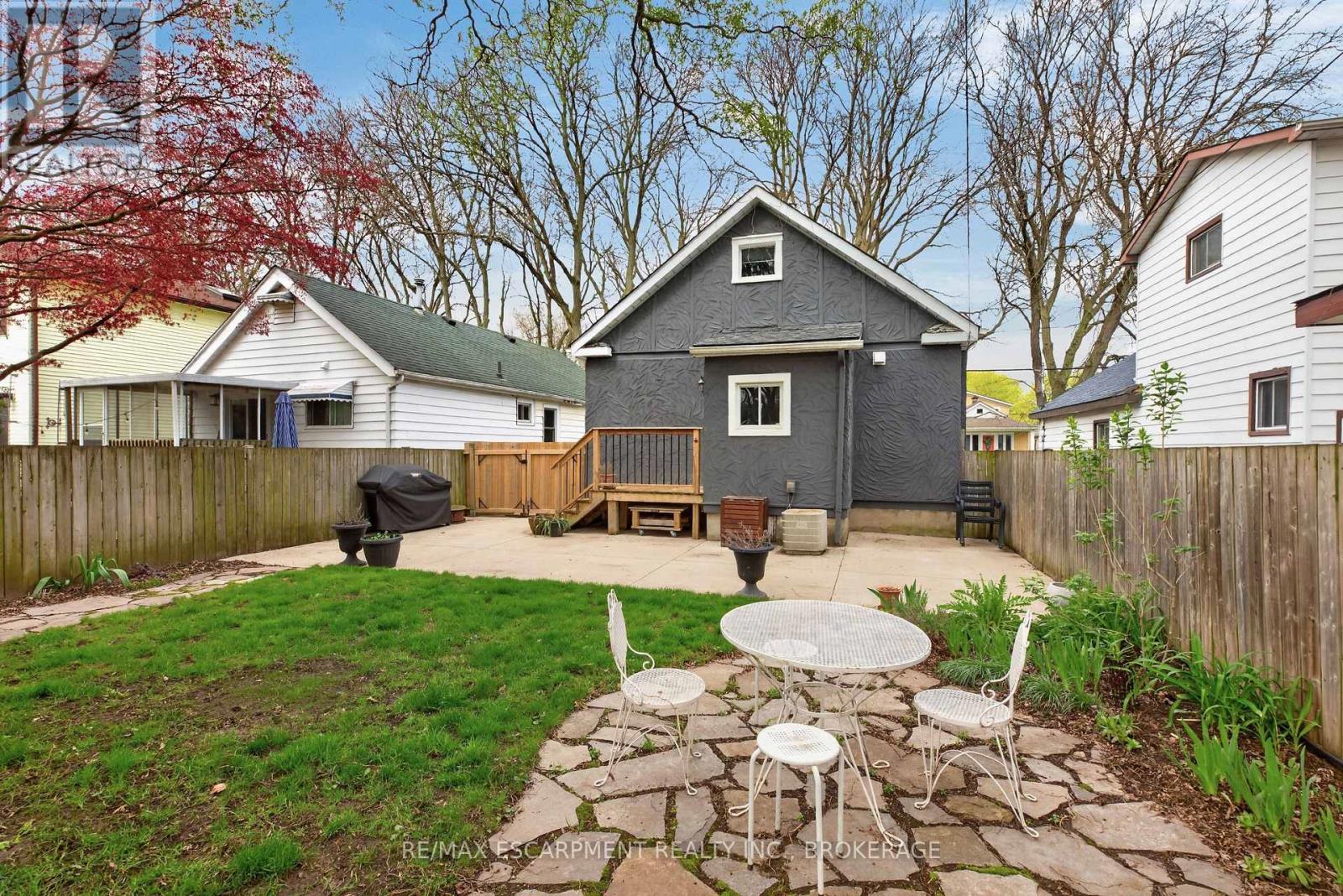 206 York Street, St. Catharines, Ontario  L2R 6G4 - Photo 48 - X13067284