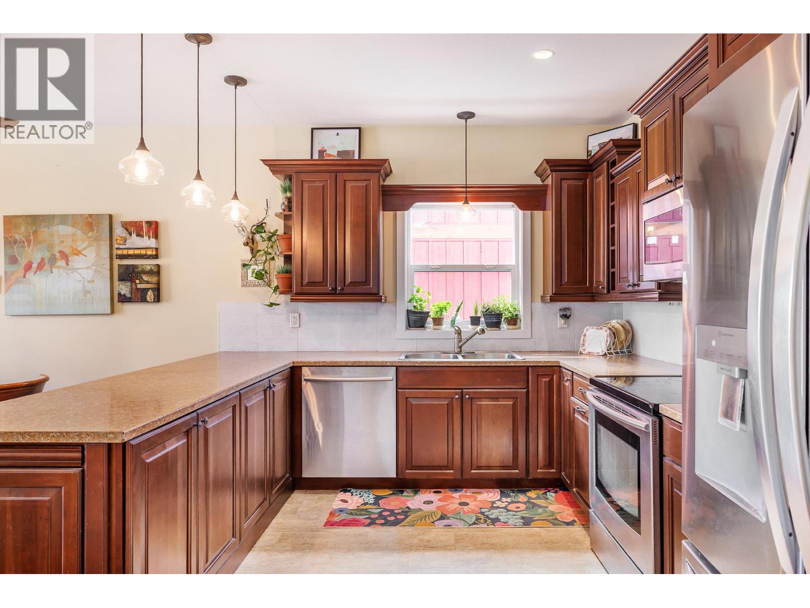 120 Deer Street, Vernon, British Columbia  V1H 2A1 - Photo 10 - 10384596