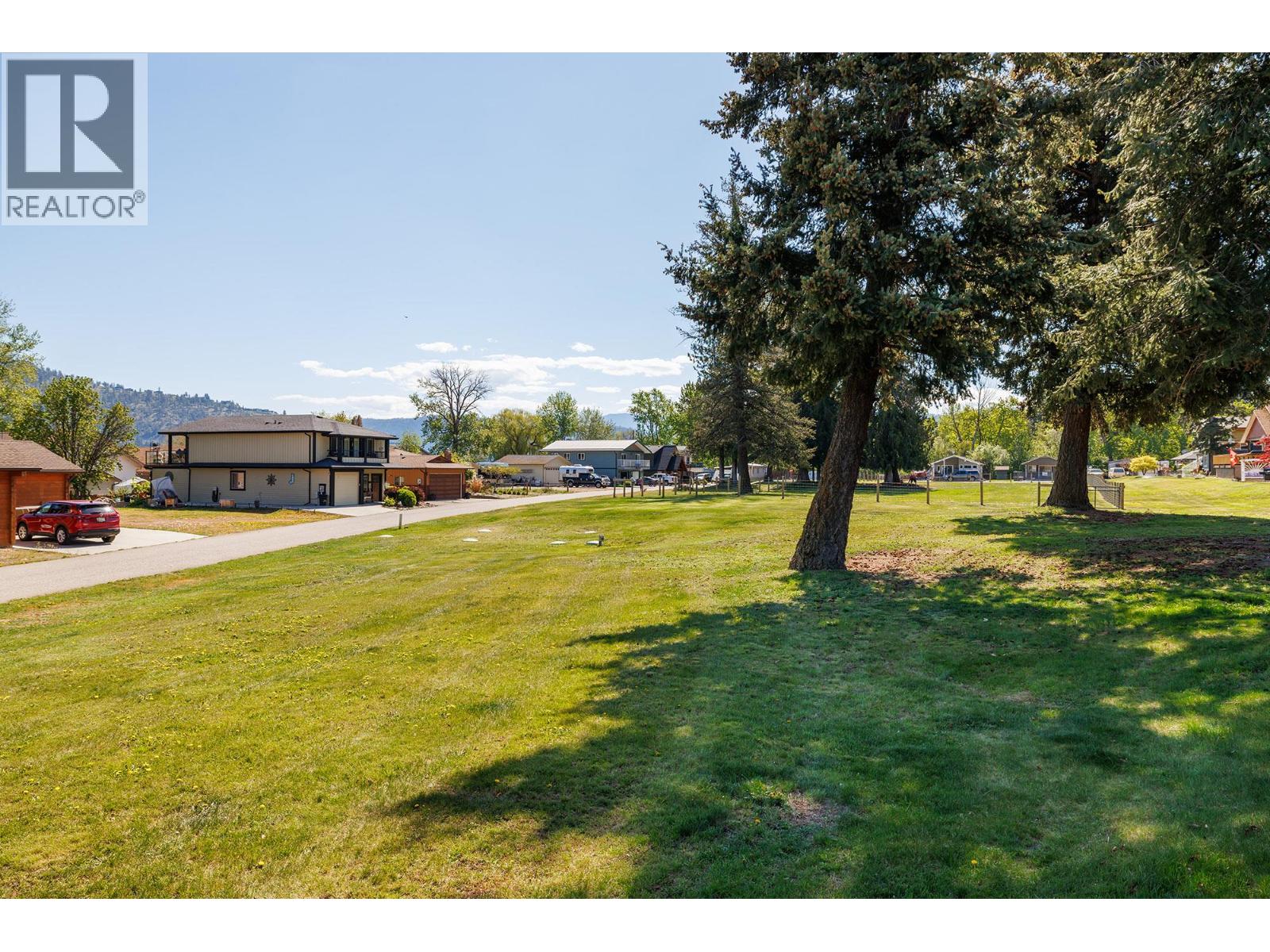 120 Deer Street, Vernon, British Columbia  V1H 2A1 - Photo 29 - 10384596