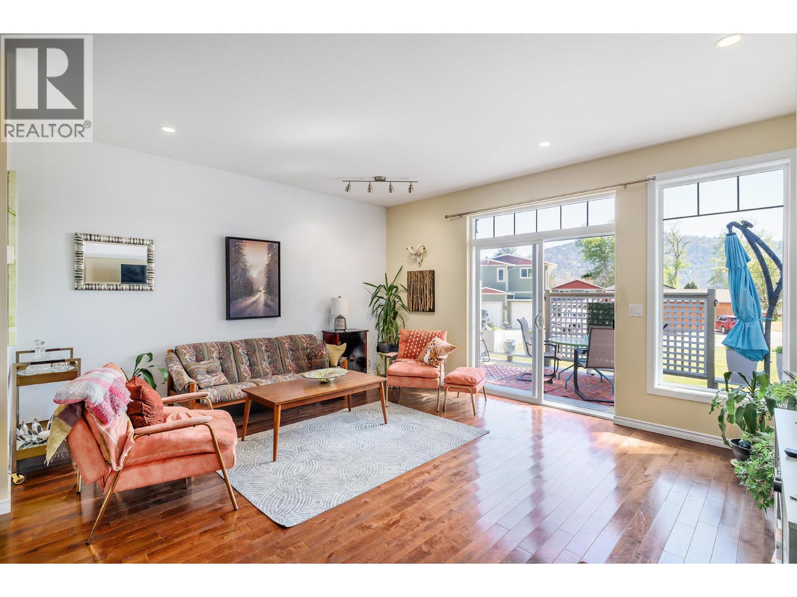 120 Deer Street, Vernon, British Columbia  V1H 2A1 - Photo 3 - 10384596