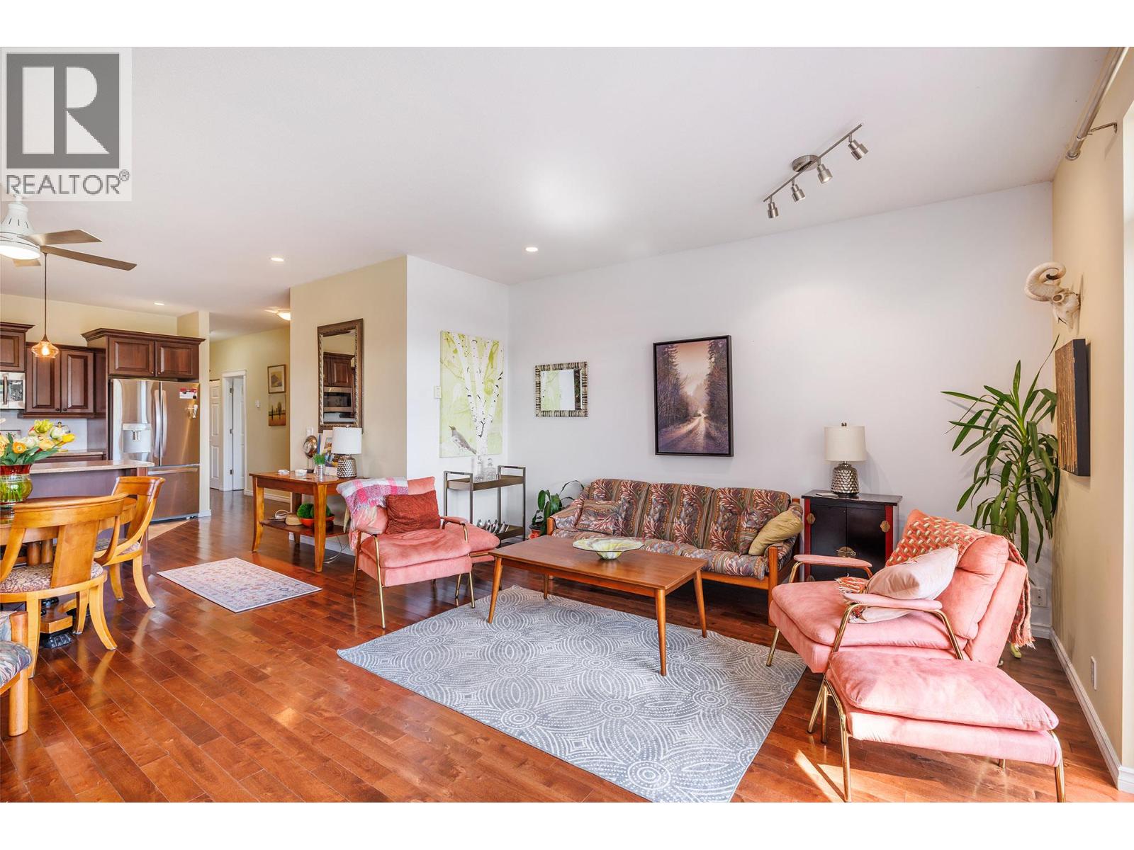 120 Deer Street, Vernon, British Columbia  V1H 2A1 - Photo 5 - 10384596
