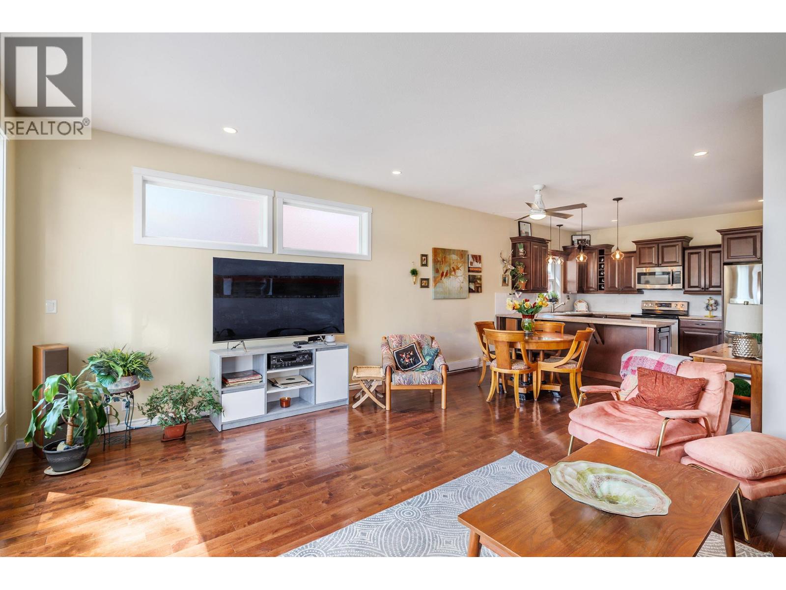 120 Deer Street, Vernon, British Columbia  V1H 2A1 - Photo 6 - 10384596