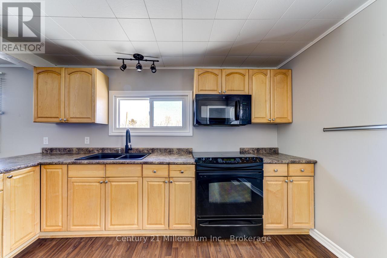 9405 Beachwood Road Highway, Collingwood, Ontario  L9Y 3Z1 - Photo 35 - S13069580