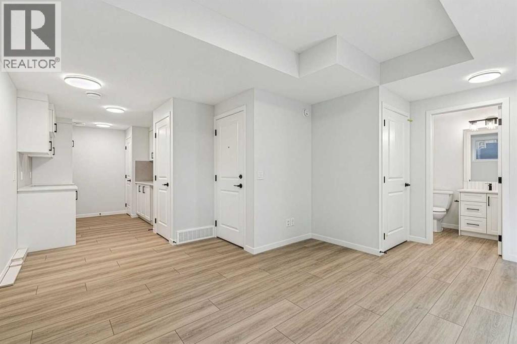 572 Belmont Heath SW, Calgary, Alberta  T0L 0X0 - Photo 32 - A2284249