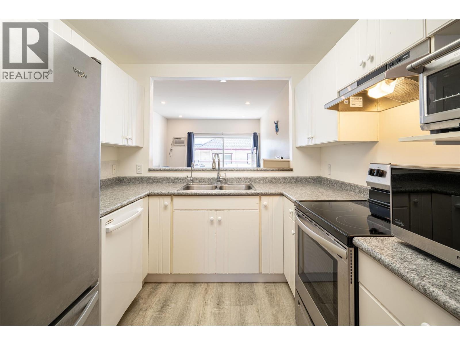 4800 Heritage Drive Unit# 10, Vernon, British Columbia  V1T 7V4 - Photo 7 - 10384981