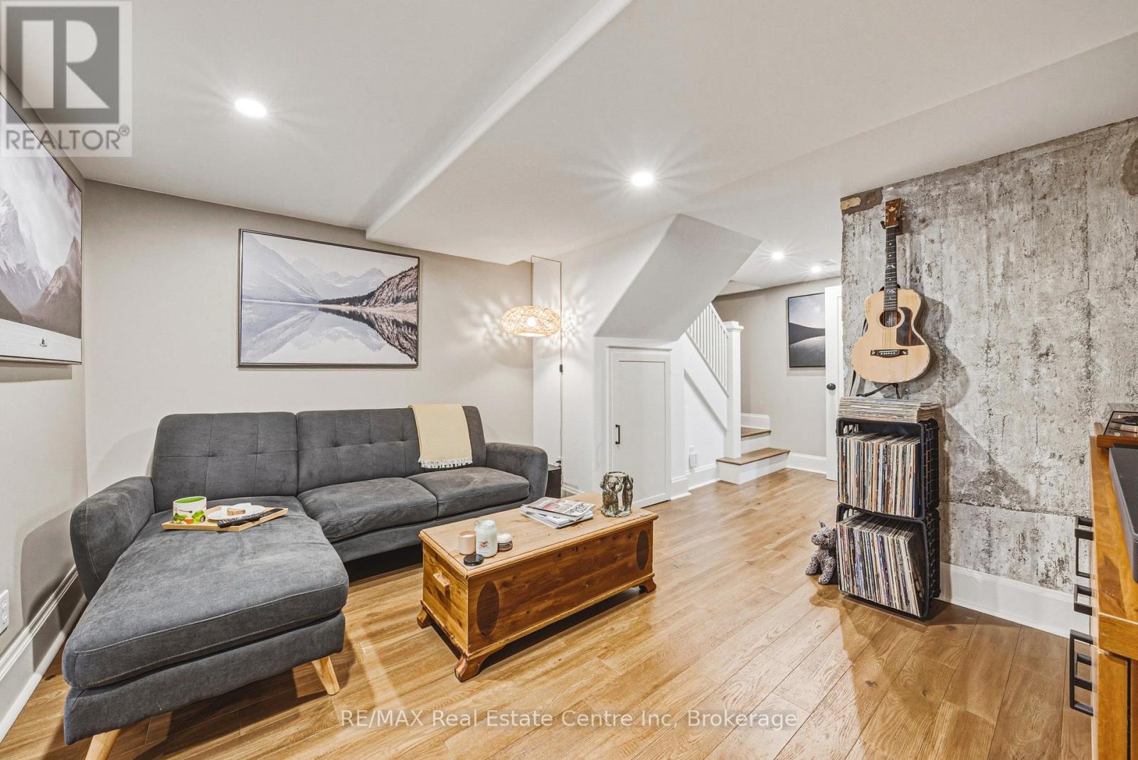 55 Vancamp Avenue, Kitchener, Ontario  N2M 1J1 - Photo 25 - X13069664