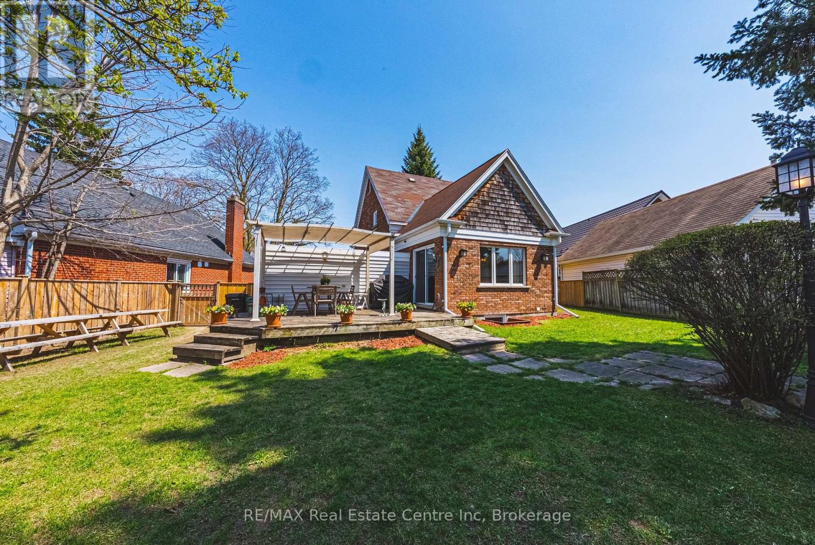 55 Vancamp Avenue, Kitchener, Ontario  N2M 1J1 - Photo 36 - X13069664